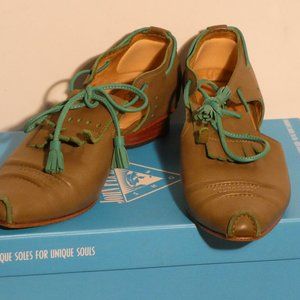 9- John Fluevog Mile End open-sided Kiltie Grey Leather Shoes 8